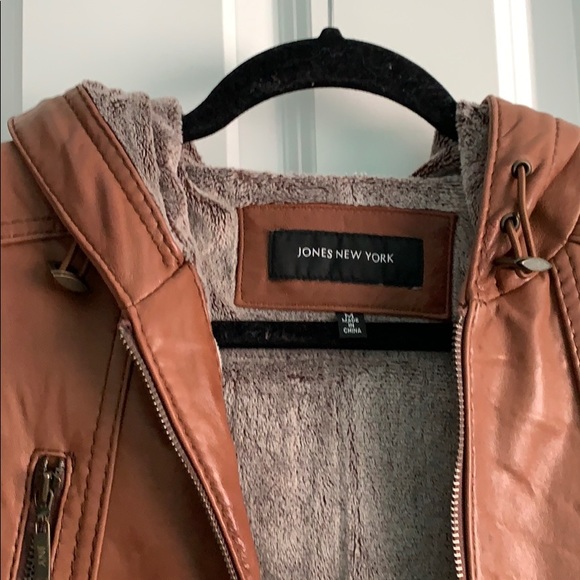 Leather jacket - Picture 10 of 10